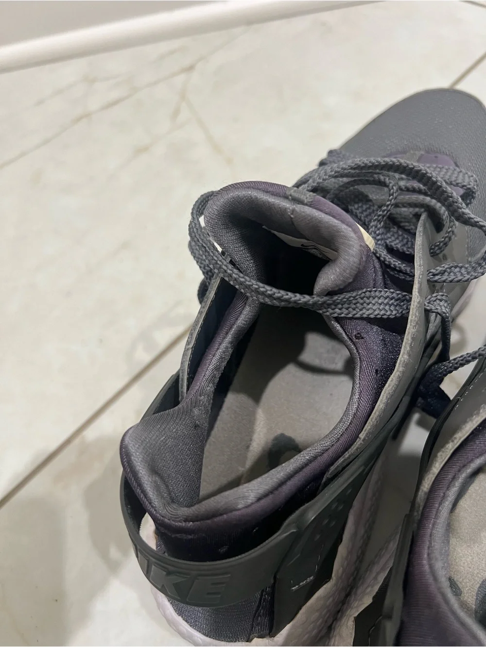 Nike Air Huarache 'Dark Grey' Sneakers Size 11.5 US